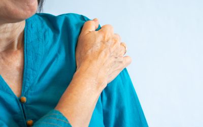 Unfreeze Your Life: Tackling Frozen Shoulder with a Graduate Sports Therapist